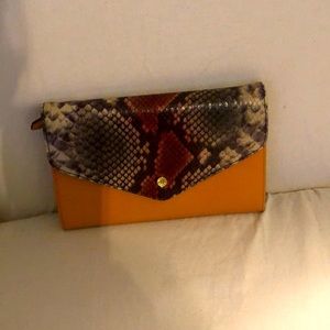 Gili leather wallet